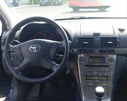 Синій Тойота Авенсіс, об'ємом двигуна 2 л та пробігом 275 тис. км за 7500 $, фото 9 на Automoto.ua