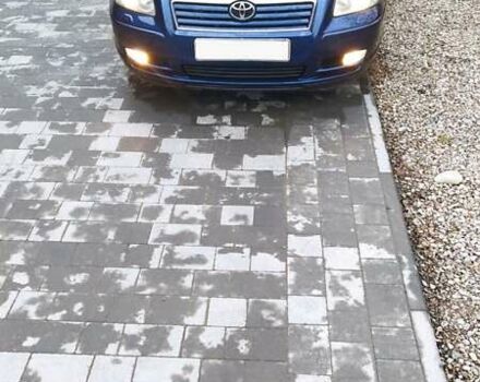 Синій Тойота Авенсіс, об'ємом двигуна 2 л та пробігом 324 тис. км за 5600 $, фото 4 на Automoto.ua