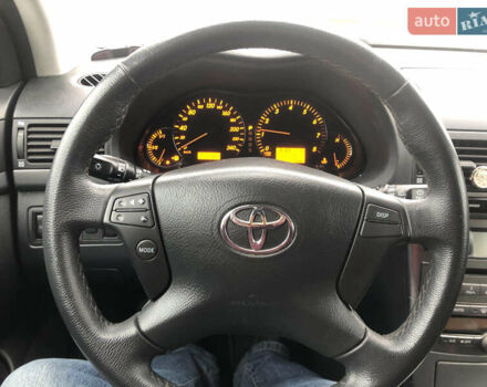 Синій Тойота Авенсіс, об'ємом двигуна 1.79 л та пробігом 212 тис. км за 7199 $, фото 8 на Automoto.ua