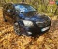 Синий Тойота Авенсис, объемом двигателя 2.2 л и пробегом 225 тыс. км за 6300 $, фото 1 на Automoto.ua