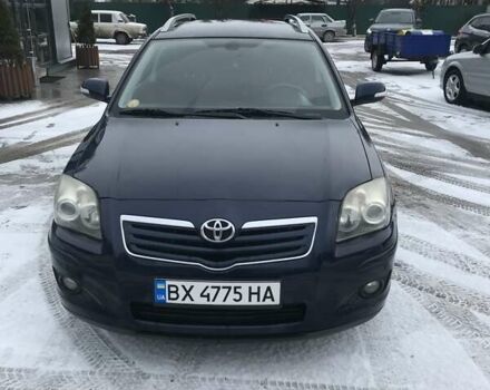 Синий Тойота Авенсис, объемом двигателя 2 л и пробегом 276 тыс. км за 6700 $, фото 2 на Automoto.ua