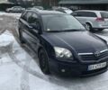 Синий Тойота Авенсис, объемом двигателя 2 л и пробегом 276 тыс. км за 6700 $, фото 3 на Automoto.ua
