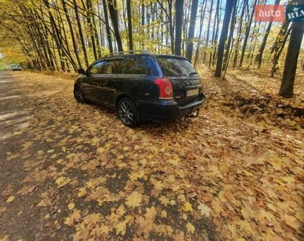 Синий Тойота Авенсис, объемом двигателя 2.2 л и пробегом 225 тыс. км за 6350 $, фото 1 на Automoto.ua