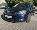 Синий Тойота Авенсис, объемом двигателя 0 л и пробегом 240 тыс. км за 7200 $, фото 1 на Automoto.ua