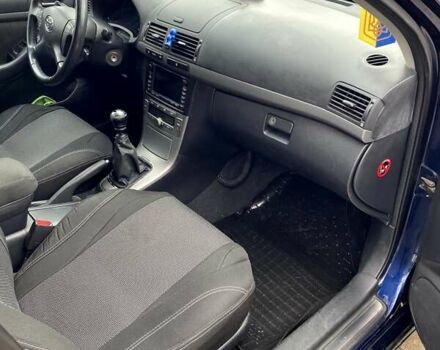 Синий Тойота Авенсис, объемом двигателя 2 л и пробегом 226 тыс. км за 5990 $, фото 24 на Automoto.ua