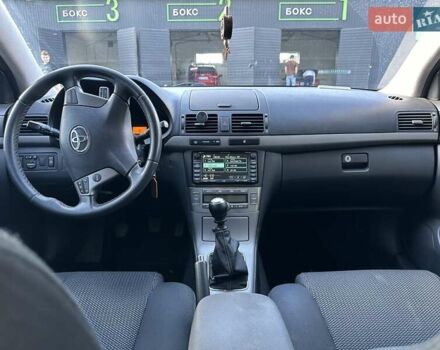 Синий Тойота Авенсис, объемом двигателя 0 л и пробегом 240 тыс. км за 7200 $, фото 4 на Automoto.ua