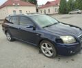 Синий Тойота Авенсис, объемом двигателя 2.2 л и пробегом 350 тыс. км за 5500 $, фото 1 на Automoto.ua