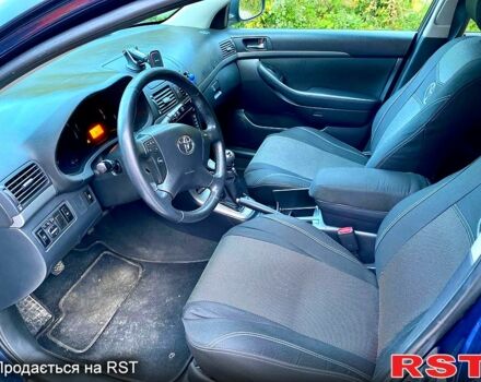 Синій Тойота Авенсіс, об'ємом двигуна 2 л та пробігом 232 тис. км за 5500 $, фото 11 на Automoto.ua