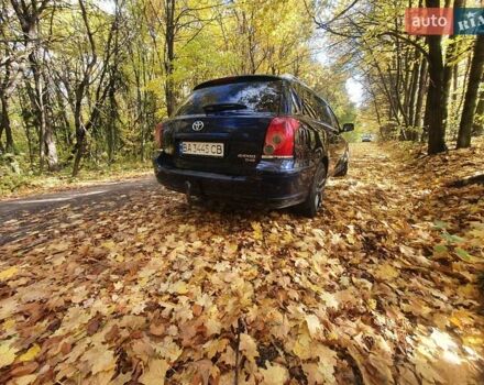 Синий Тойота Авенсис, объемом двигателя 2.2 л и пробегом 225 тыс. км за 6350 $, фото 5 на Automoto.ua