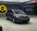 Синий Тойота Авенсис, объемом двигателя 2 л и пробегом 242 тыс. км за 8400 $, фото 1 на Automoto.ua