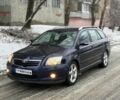 Синий Тойота Авенсис, объемом двигателя 2.2 л и пробегом 280 тыс. км за 3550 $, фото 1 на Automoto.ua