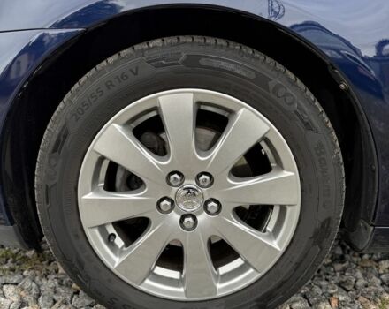 Синий Тойота Авенсис, объемом двигателя 1.8 л и пробегом 202 тыс. км за 7699 $, фото 23 на Automoto.ua