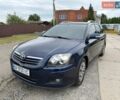 Синій Тойота Авенсіс, об'ємом двигуна 2 л та пробігом 304 тис. км за 4799 $, фото 1 на Automoto.ua