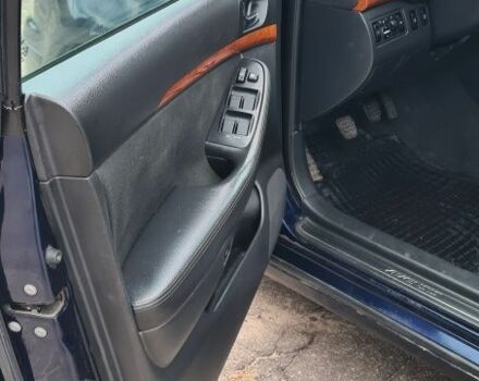 Синий Тойота Авенсис, объемом двигателя 2 л и пробегом 380 тыс. км за 3300 $, фото 13 на Automoto.ua