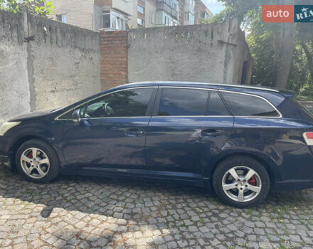 Синий Тойота Авенсис, объемом двигателя 2 л и пробегом 270 тыс. км за 7700 $, фото 2 на Automoto.ua