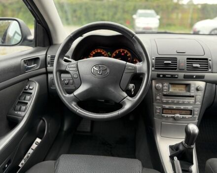 Синий Тойота Авенсис, объемом двигателя 1.8 л и пробегом 202 тыс. км за 7699 $, фото 6 на Automoto.ua