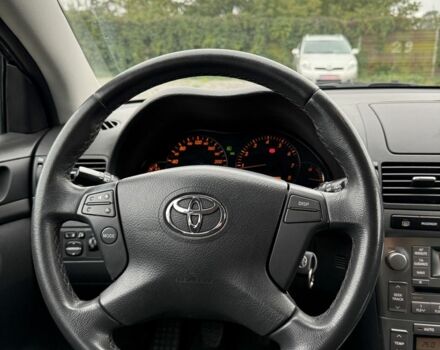 Синий Тойота Авенсис, объемом двигателя 1.8 л и пробегом 202 тыс. км за 7699 $, фото 11 на Automoto.ua