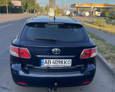 Синий Тойота Авенсис, объемом двигателя 2 л и пробегом 270 тыс. км за 7700 $, фото 5 на Automoto.ua