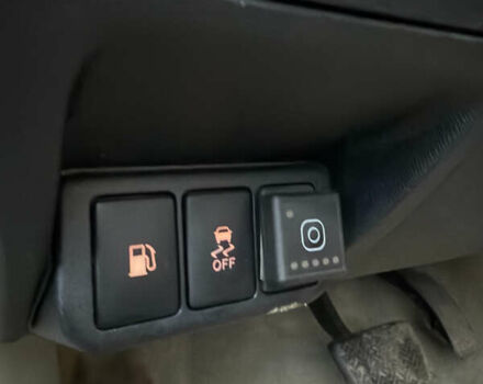 Синий Тойота Авенсис, объемом двигателя 1.99 л и пробегом 209 тыс. км за 9500 $, фото 18 на Automoto.ua