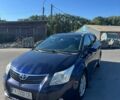 Синий Тойота Авенсис, объемом двигателя 2 л и пробегом 265 тыс. км за 7800 $, фото 1 на Automoto.ua