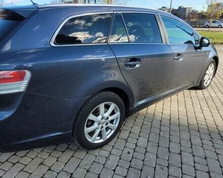 Синий Тойота Авенсис, объемом двигателя 2.23 л и пробегом 288 тыс. км за 7999 $, фото 2 на Automoto.ua