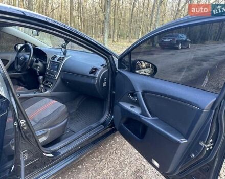 Синій Тойота Авенсіс, об'ємом двигуна 2 л та пробігом 280 тис. км за 8200 $, фото 11 на Automoto.ua