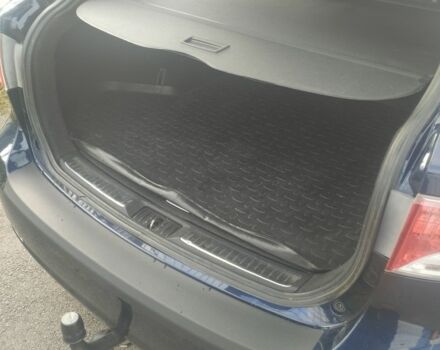 Синий Тойота Авенсис, объемом двигателя 1.6 л и пробегом 238 тыс. км за 7999 $, фото 7 на Automoto.ua