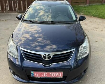 Синий Тойота Авенсис, объемом двигателя 2.2 л и пробегом 242 тыс. км за 8800 $, фото 2 на Automoto.ua