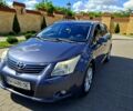 Синій Тойота Авенсіс, об'ємом двигуна 2 л та пробігом 302 тис. км за 8600 $, фото 1 на Automoto.ua