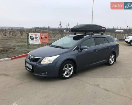 Синий Тойота Авенсис, объемом двигателя 2 л и пробегом 203 тыс. км за 9300 $, фото 3 на Automoto.ua