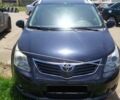 Синий Тойота Авенсис, объемом двигателя 2 л и пробегом 175 тыс. км за 10200 $, фото 1 на Automoto.ua