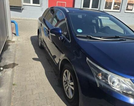 Синий Тойота Авенсис, объемом двигателя 2 л и пробегом 268 тыс. км за 10896 $, фото 4 на Automoto.ua