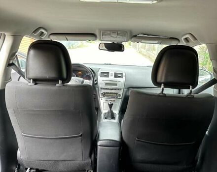 Синий Тойота Авенсис, объемом двигателя 1.99 л и пробегом 210 тыс. км за 11500 $, фото 7 на Automoto.ua