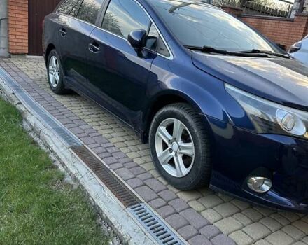 Синий Тойота Авенсис, объемом двигателя 1.99 л и пробегом 210 тыс. км за 11500 $, фото 2 на Automoto.ua
