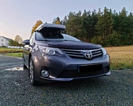 Синий Тойота Авенсис, объемом двигателя 1.8 л и пробегом 93 тыс. км за 4300 $, фото 1 на Automoto.ua