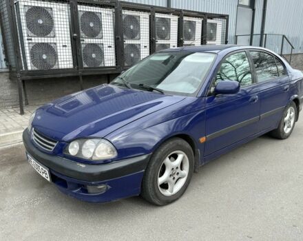 Синий Тойота Авенсис, объемом двигателя 2 л и пробегом 503 тыс. км за 2999 $, фото 1 на Automoto.ua