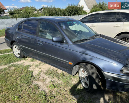 Синій Тойота Авенсіс, об'ємом двигуна 1.8 л та пробігом 345 тис. км за 3300 $, фото 1 на Automoto.ua