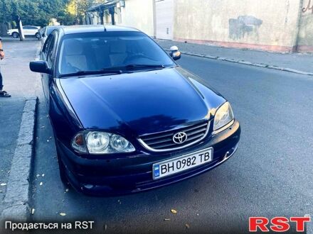 Синий Тойота Авенсис, объемом двигателя 2 л и пробегом 0 тыс. км за 2600 $, фото 1 на Automoto.ua