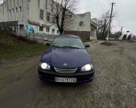 Синий Тойота Авенсис, объемом двигателя 1.99 л и пробегом 350 тыс. км за 3200 $, фото 1 на Automoto.ua