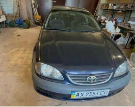 Синій Тойота Авенсіс, об'ємом двигуна 1.7 л та пробігом 200 тис. км за 2500 $, фото 1 на Automoto.ua