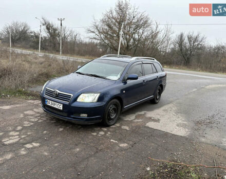Синий Тойота Авенсис, объемом двигателя 1.79 л и пробегом 322 тыс. км за 5500 $, фото 1 на Automoto.ua