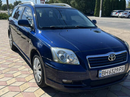 Синий Тойота Авенсис, объемом двигателя 2 л и пробегом 243 тыс. км за 5000 $, фото 1 на Automoto.ua