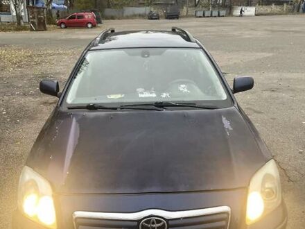 Синий Тойота Авенсис, объемом двигателя 2 л и пробегом 320 тыс. км за 1799 $, фото 1 на Automoto.ua