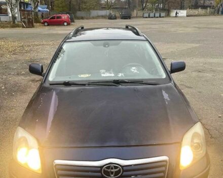 Синий Тойота Авенсис, объемом двигателя 2 л и пробегом 300 тыс. км за 1883 $, фото 1 на Automoto.ua