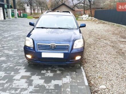 Синий Тойота Авенсис, объемом двигателя 2 л и пробегом 324 тыс. км за 5600 $, фото 1 на Automoto.ua