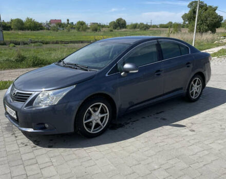 Синій Тойота Авенсіс, об'ємом двигуна 1.8 л та пробігом 216 тис. км за 8200 $, фото 1 на Automoto.ua