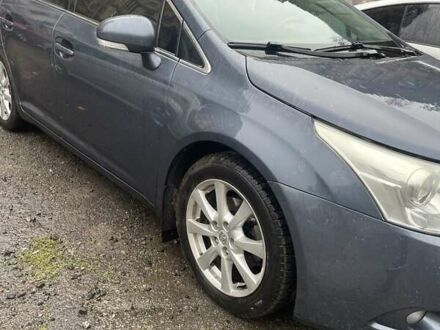 Синій Тойота Авенсіс, об'ємом двигуна 1.99 л та пробігом 340 тис. км за 8200 $, фото 1 на Automoto.ua