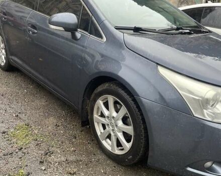 Синий Тойота Авенсис, объемом двигателя 1.99 л и пробегом 340 тыс. км за 8200 $, фото 1 на Automoto.ua