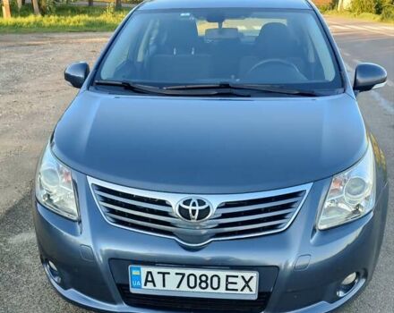 Синий Тойота Авенсис, объемом двигателя 2 л и пробегом 167 тыс. км за 10000 $, фото 1 на Automoto.ua
