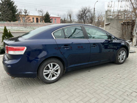 Синий Тойота Авенсис, объемом двигателя 2 л и пробегом 191 тыс. км за 9400 $, фото 1 на Automoto.ua